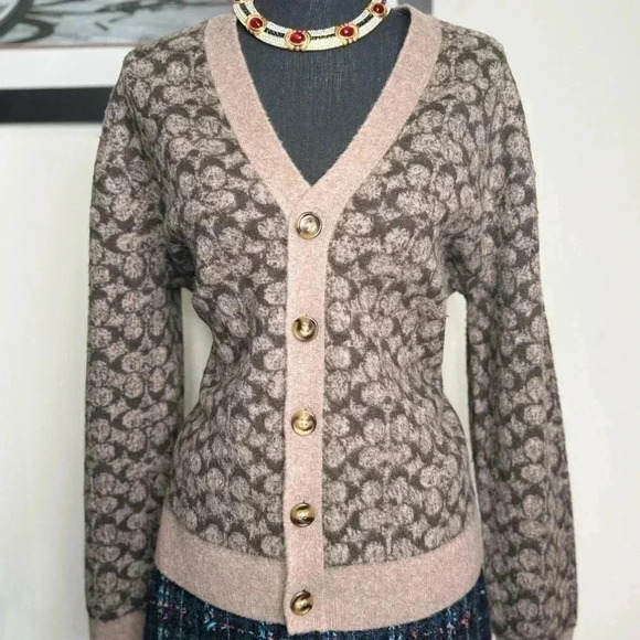 BNWT COACH Cardigan (Unisex) 100 percent wool - Picture 4 of 8